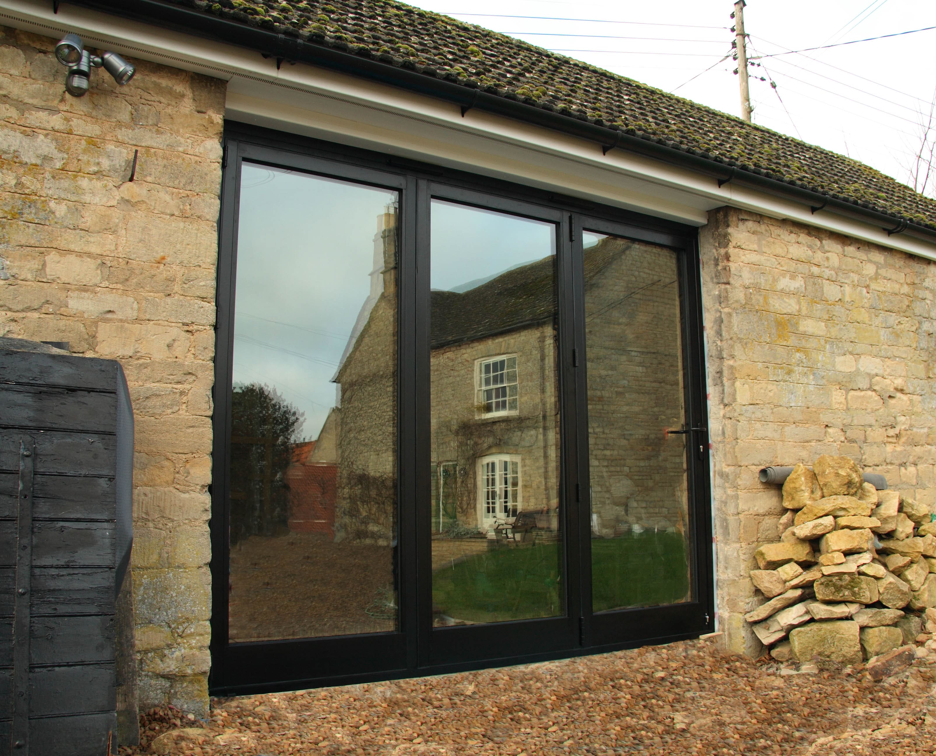 Bespoke Aluminium Bi-Fold doors Ascot